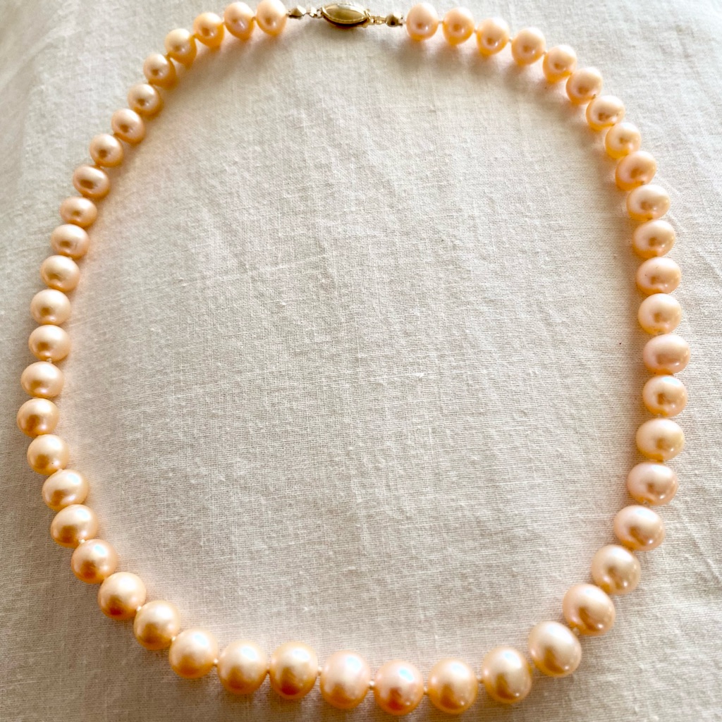 Aa Grade Peach Freshwater Pearl Necklace With 14 Kt Gold